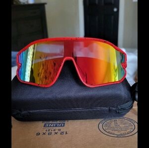 NIB Red Sports Sunglasses with Mirrored Lenses with Hard Case